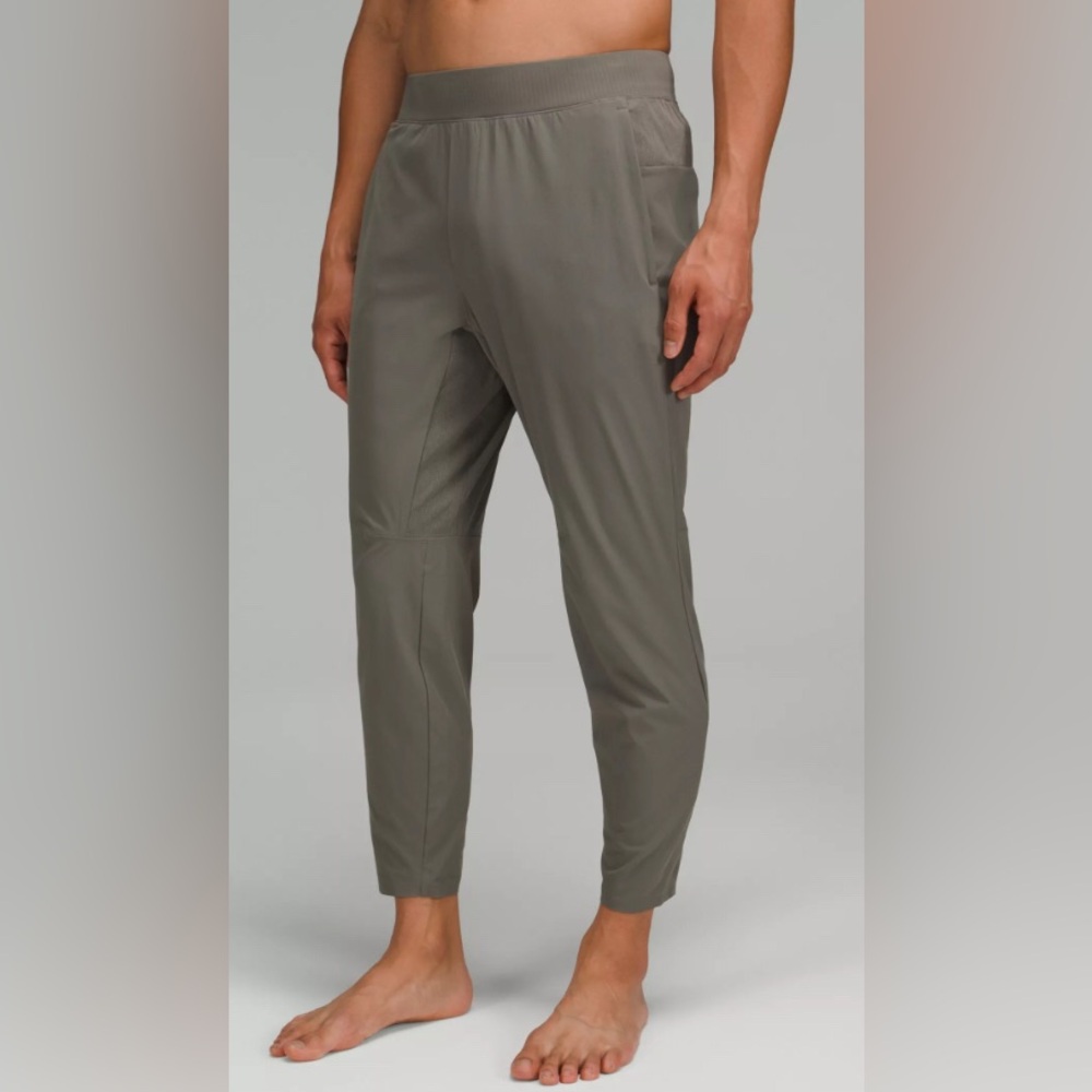 Lululemon In Mind Pant 30” Sage EUC